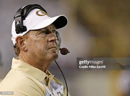 40 Photos & High Res Pictures