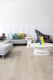 Quickstep Largo Long Island Oak Light Planks Laminate Flooring 9 5 Mm Pavimenti Soggiorno Pavimenti In Rovere Idee Per Interni