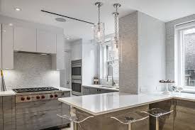 Guide to what are the best option and colors when replacing counters? Sparkling White Quartz Countertop For Your Kitchen Design