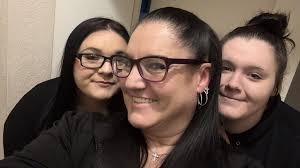 Does anybody have fried mushrooms in the Valley?