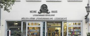 Im hinterhaus wurde 1797 der dichter und journalist heinrich heine geboren. Heine Haus Literaturhaus Dusseldorf Home Facebook