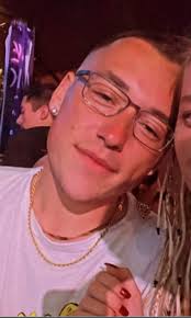 I always love seeing new faces in my chair!! Please dm me if you have any  questions or would love to book your you time🥰