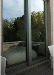 Kapi teraziden cikmis ve aralari acik soguk geliyor. Winsa Pvc Pencere Pvc Kapi Ve Panjur Sistemleri