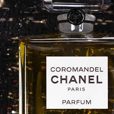 Coromandel And Maisons D Art Coffret Les Exclusifs De Chanel Chanel Chanel Perfume Bottles Fragrance