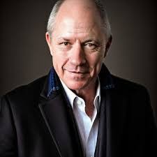 Sherry Ishak's Instagram, Twitter & Facebook