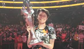 Someone over in the /r/overwatch thread also pointed out it's likely to be a frank sinatra/suit reference too. 2019 Overwatch League Mvp Jay Sinatraa Won Is Moving To Valorant Pc Gamer