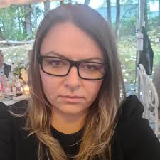 Amazon.com: Cobakey Red Sprinkles for Cake Decorations 3.52 ounce Hot Kiss  Sugar Sprinkles for Cupcake Toppers Wedding Party Valentines Halloween  Christmas Supplies : Grocery & Gourmet Food