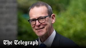 Lord McDonald: The former civil servant who 'never saw eye to eye' with  Boris Johnson