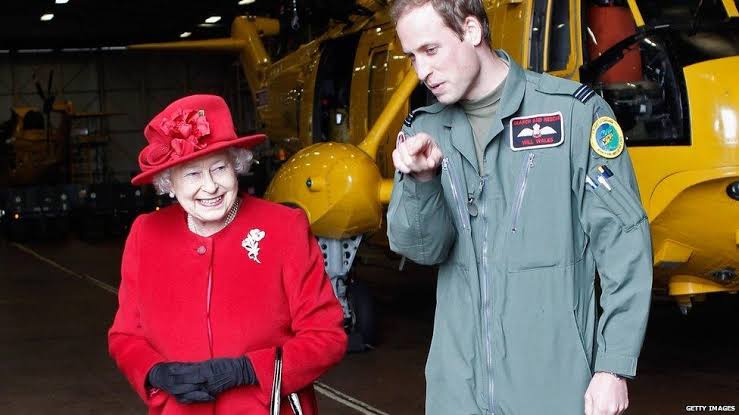 Five things we learn from Prince William's interview about the Queen - BBC  News
