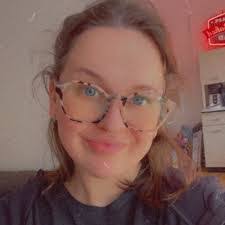 Tessa Hatfield's Instagram, Twitter & Facebook