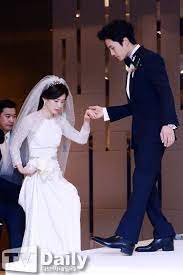 fashion おしゃれまとめの人気アイデア pinterest nora ahmed 結婚写真 ブライダル 女性