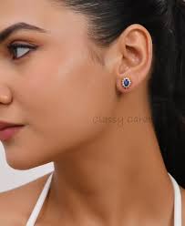 オーバルブルーサファイアダイヤモンドスタッドイヤリング：14Kゴールドウェディングジュエリー