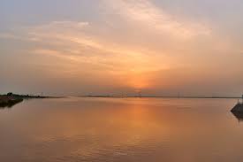 This allows the structure to regulate and stabilize river water elevation upstream for use in irrigation and other systems. Bridge View At Khanki Barrage Pakistan