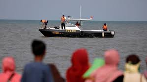 The plane, carrying 62 passengers, crashed shortly after takeoff from jakarta on saturday. Doomed Indonesian Plane With 189 On Board Had Asked To Return To Base