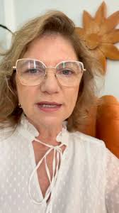 Feche os olhos, respire e deixe a frase ecoar em você…, Faz sentido para  você?, #constelacaosistemica #constelaçaofamiliar