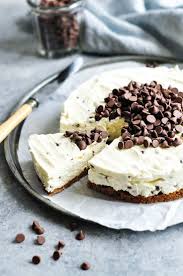 Chocolate Chip Cheesecake Eat Little Bird Rezept Dessert Rezepte Kuchen Rezepte Sommernachtisch