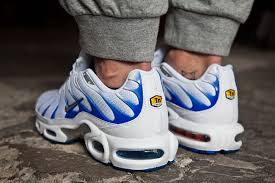 Nike Air Max Plus Tuned 1 White Hyper Cobalt Eu Kicks Sneaker Magazine Nike Running Shoes Women Nike Air Max Nike Shoes Women