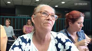 (Video) Cita a las 7 am y casi a las 11 esperando a ver quién la atiende