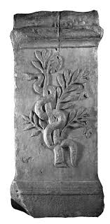 Divinidades protectoras de la salud y del bienestar: el caso de la llamada  «Ara de la Salud de Carthago Nova»