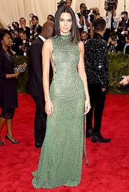 Thick hair can be coarse and unmalleable, start by getting the basics right, a mild, cleansing shampoo combined with a strong conditioner with a low ph will make. Makeup Hairstyle Trends 2016 2017 Best Beauty Looks From The 2015 Met Gala Beautystat Com