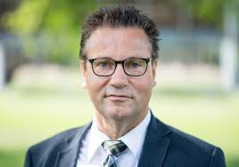 Pia Hemme, Autor bei Staatsanzeiger BW