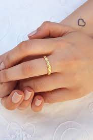 Unique Women S Wedding Band 18k Gold Wedding Band Gold Etsy Unique Wedding Bands For Women Gold Wedding Bands Women 18k Gold Wedding Bands