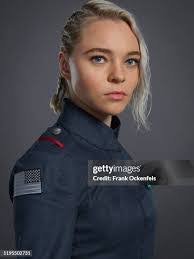 Taylor Hickson's Instagram, Twitter & Facebook