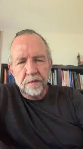 Tim Willison's Instagram, Twitter & Facebook