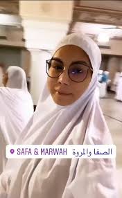 Pu abu nikah di madinah. Kes Sajat Berpakaian Wanita Di Mekah Telah Dibawa Ke Pihak Atasan Pu Amin Sensasi Selebriti