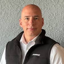 Dennis Barba's Instagram, Twitter & Facebook