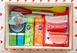 Sprinkles cupcakes' holiday baking kit available for national delivery, this new holiday baking kit from iconic cupcake shop sprinkles. Diy Cupcake Kit For Kids Non Toy Gifts