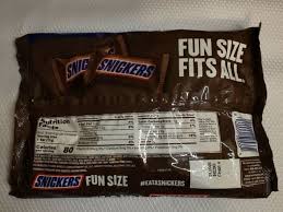30 nutrition label for snickers
