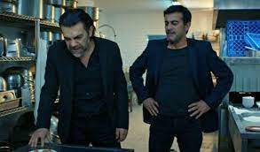 Kurtlar vadisi pusu kvp deve tuncay abidin estağfurullah abi polat alemdar laz ziya hüsrev ağa süleyman çakır memati. Oyuncu Savas Ozdemir In Hollywood Filminde Rol Aldigi Ortaya Cikti Son Dakika Magazin