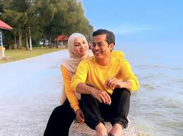 Instagram syafie naswip dikecam kerana tampil dengan 'tatu' di lengan tangan dalam beberapa kiriman foto di instagram, aktor sy. Buat Kejutan Hari Jadi Ramai Suka Lihat Hubungan Syafie Naswip Aishah Azman Berita Steady