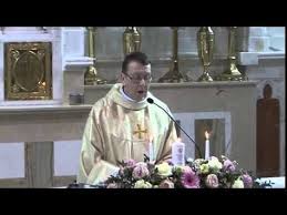 Singender Priester Sorgt Bei Hochzeit Fur Gansehaut Youtube Gesang Lieder Hochzeitsmusik