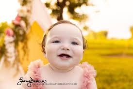 I haven't seen a rainbow in a hot minute and now I've seen two in one week!  This was last week as we were loading up after getting rained