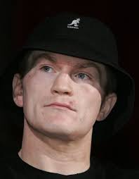 Boxing: Hatton goes home to Manchester