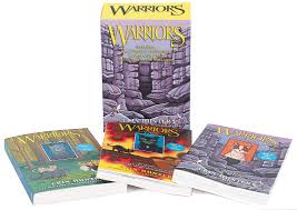 Warriors Manga 3-Book Full-Color Box Set: Graystripes Adventure;  Ravenpaws Path, SkyClan and the Stranger : Hunter, Erin, Barry, James L.:  Amazon.com.au: Books