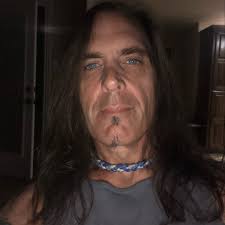 Hey everybody, Team Becker here. We want to thank you again for the  incredible response to Jason's last post and for all of the beautiful love  in the comments. 🙏 Today, we're