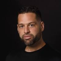 3000+ "Linero Linero" profiles