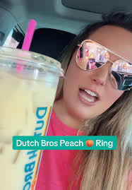 Peach Smoothie Purfee Style Dutch Bros