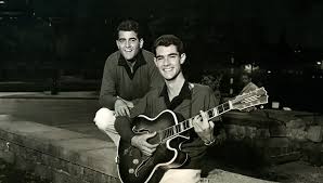 Dúo Dinámico – Página oficial del Dúo Dinámico, el inolvidable dúo que ha  acompañado con sus canciones a varias generaciones de españoles y de mucha  más gente alrededor del mundo.