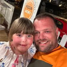 Do any of our contacts have fridge loads from Newcastle upon Tyne >  Liverpool?