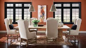 Move over boring beige walls—brilliant, sumptuous color is back, and nowhere is there a better spot to experiment with saturation than the dining room.as the ultimate space for extravagant holiday mixers and everyday family dinners, your dining room needs to strike the right balance of comfort and refinement. Dining Room Paint Color Ideas Inspiration Gallery Sherwin Williams