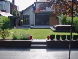 Step Up To Grass Modern Garden Design Sleepers In Garden Contemporary Garden Design