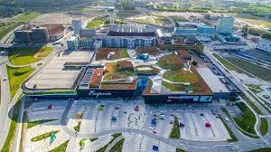 ¡conoce las mejores atracciones de emporia! Emporia Shoppingmall Malmo Sweden With A 26700 Sqm Garden On The Roof