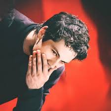 Still dating his girlfriend brittany leanna robertson? Dylan O Brien On Twitter When Stiles Was Drunk And Described Lydia I Love Girls Especially Strawberry Blonde Hair Green Eyes Remember