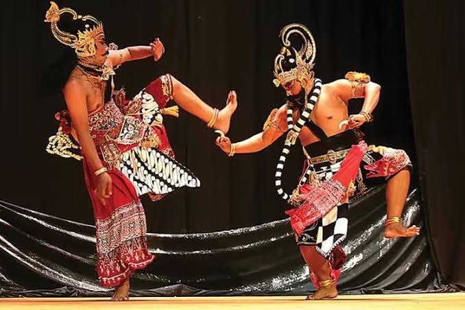 Mengenal kesenian wayang orang yang masih lestari hingga kini