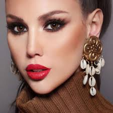 Diva Colored Contacts Monthly Lenses