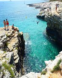 La croazia, ufficialmente repubblica di croazia (in croato republika hrvatska), è uno stato indipendente dell'unione europea con una popolazione di 4 076 246 abitanti nel 2019. Penisola Di Premantura Istria Premantura Premanturacroatia Istria Croatia Travel Hrvatska Croatiafulloflife Adriaticsea Croazia Sea Istra Euro